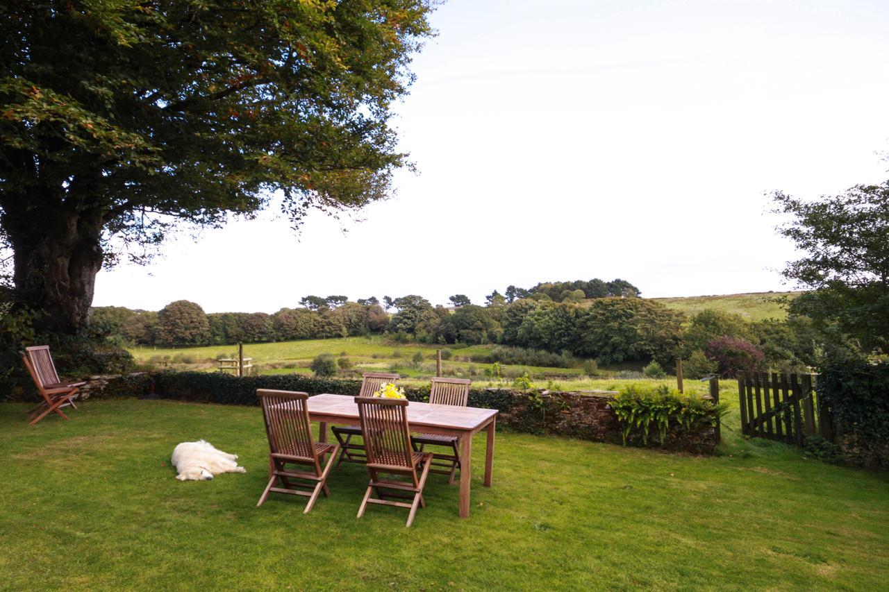 Trenderway Farm Bed & Breakfast Looe Bagian luar foto