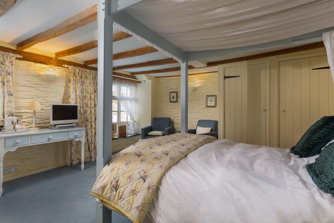 Trenderway Farm Bed & Breakfast Looe Bagian luar foto