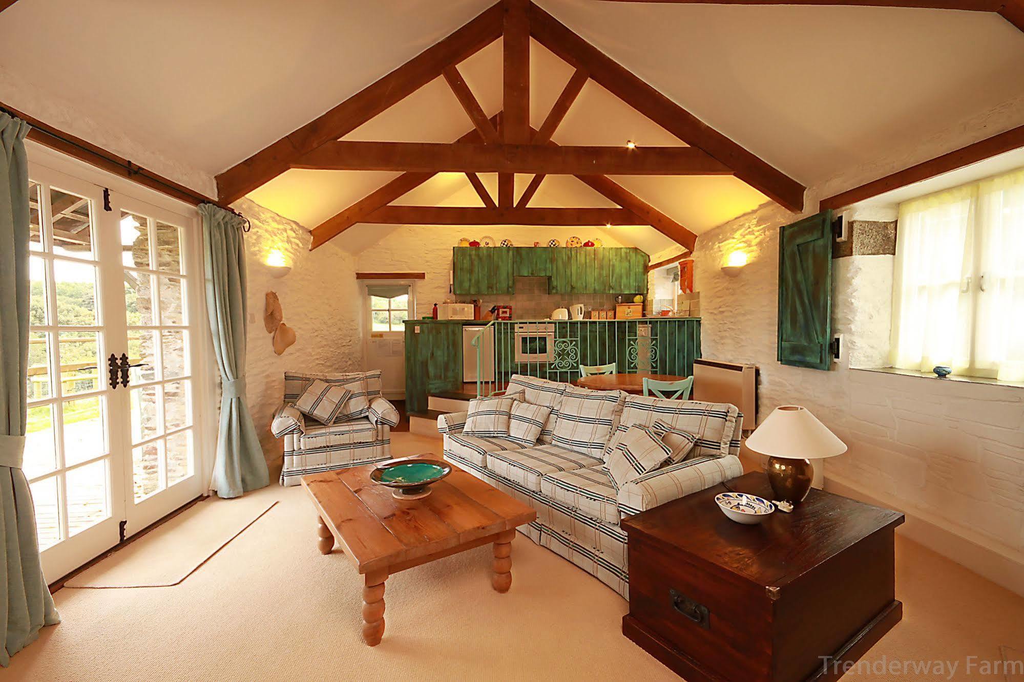 Trenderway Farm Bed & Breakfast Looe Bagian luar foto